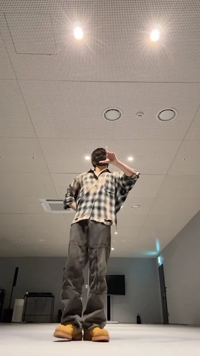 Behind-the-scenes cut of Jisung (NCT DREAM)