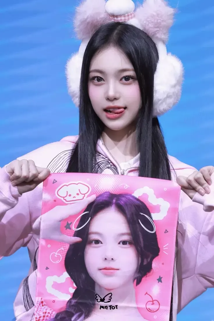 Latest photo of Ian (Hearts2Hearts)