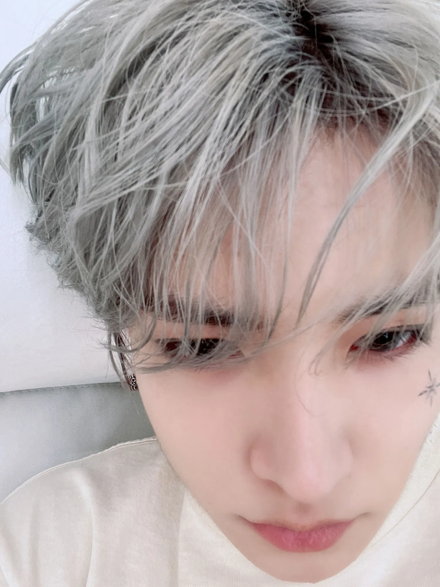 희승의 비하인드 컷