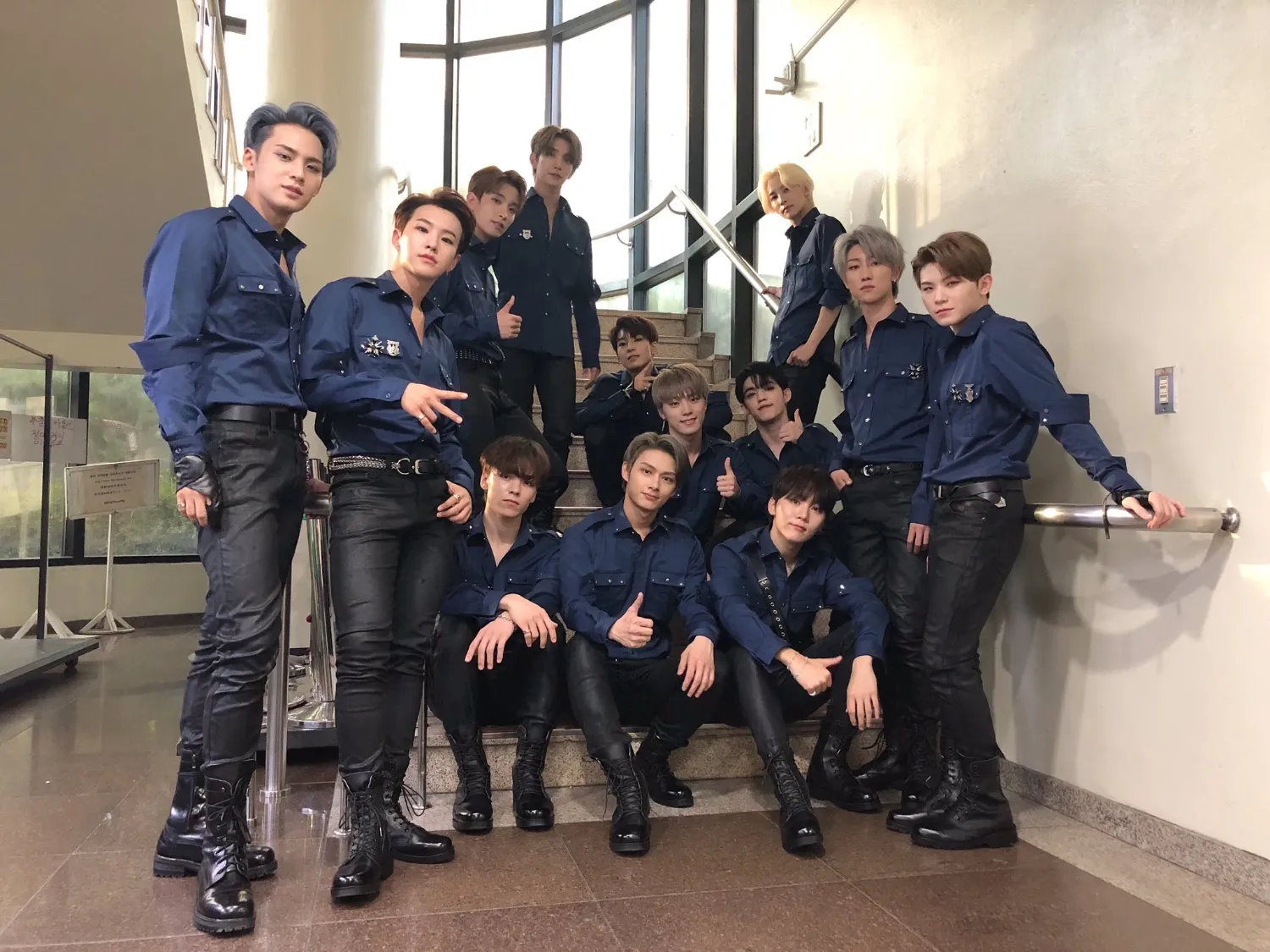 Foto aktivitas terbaru SEVENTEEN