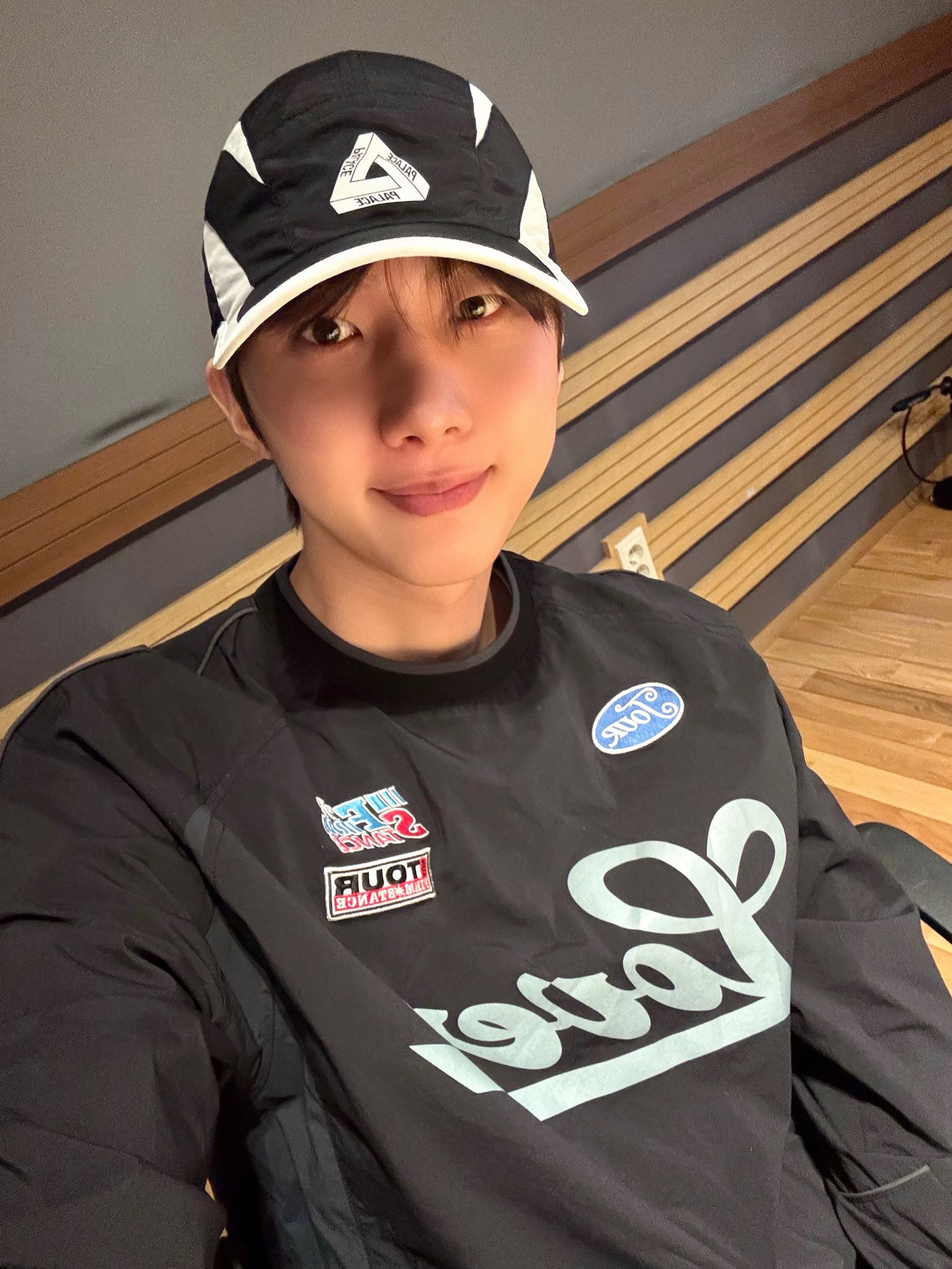 Latest photo of Hui (PENTAGON)