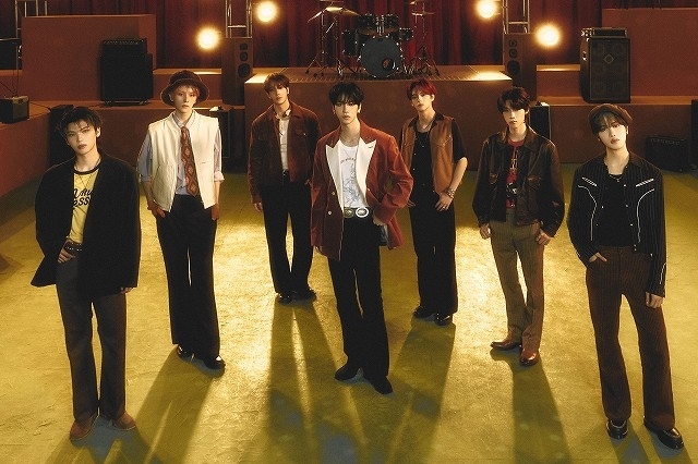 Behind-the-scenes cut of n.SSign