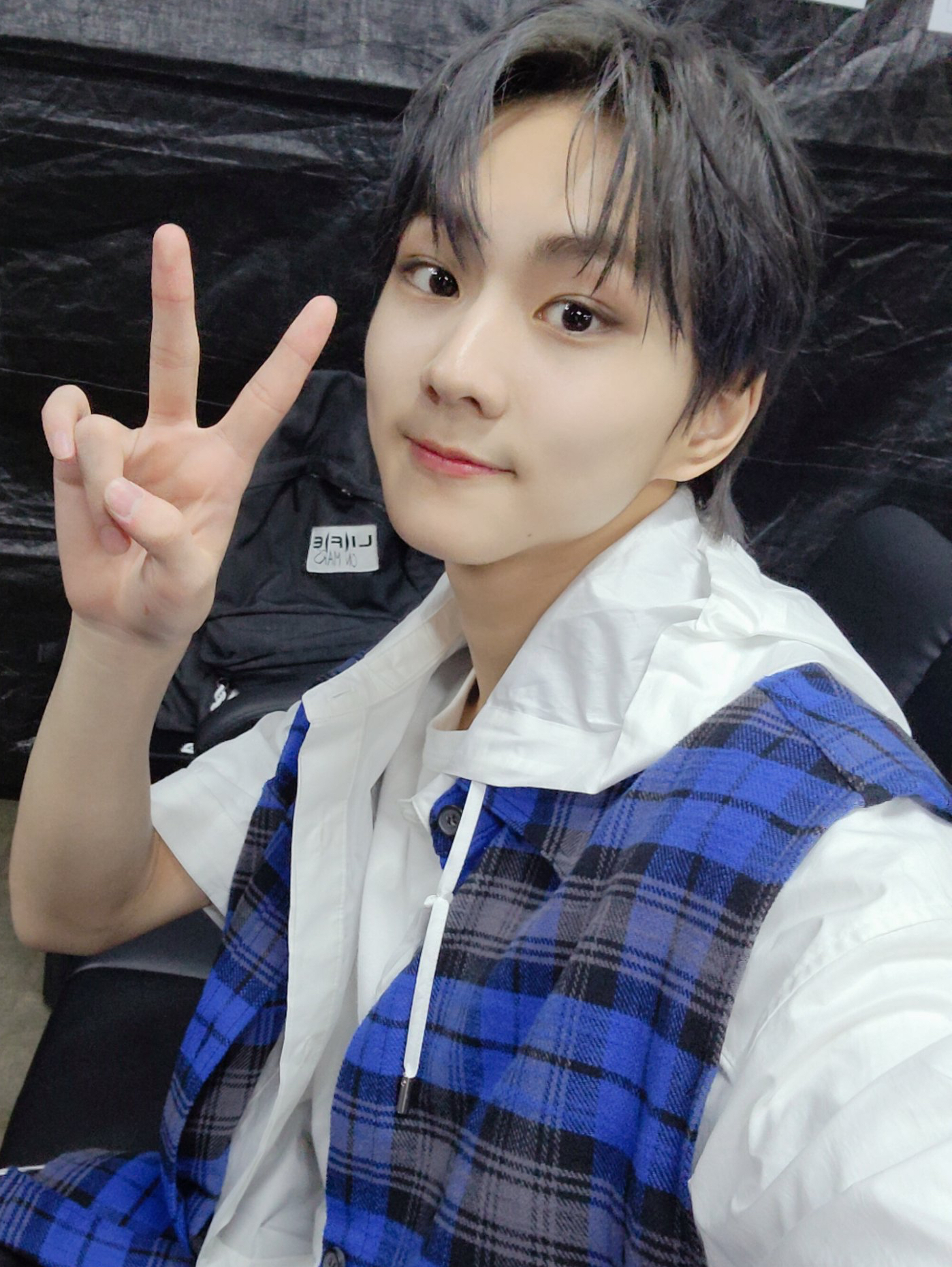 Latest photo of Jungwon (ENHYPEN)