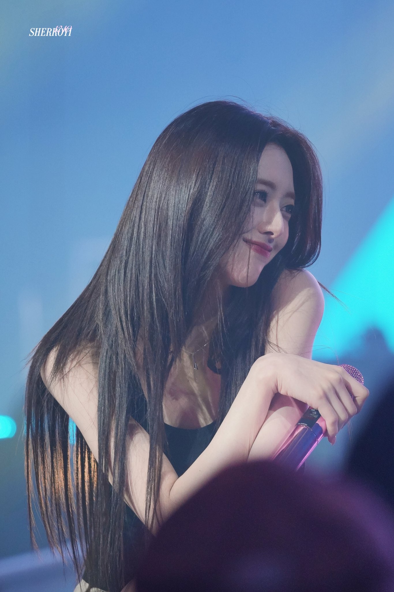 A moment captured by Yuna (ITZY)'s fan