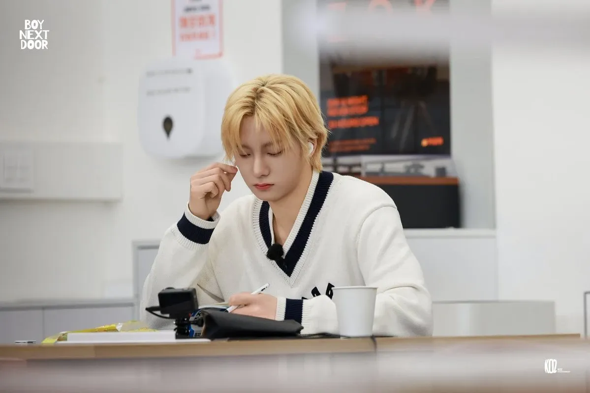 Behind-the-scenes cut of Sungho (BOYNEXTDOOR)