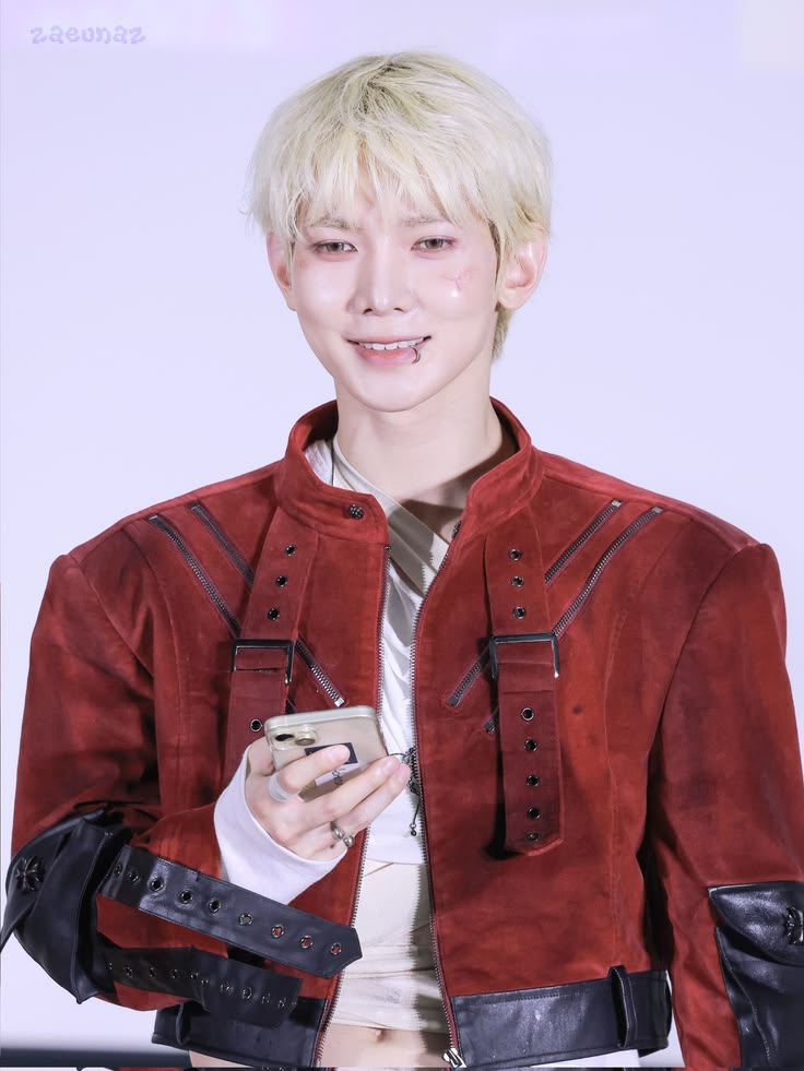 에이티즈 최근 활동샷