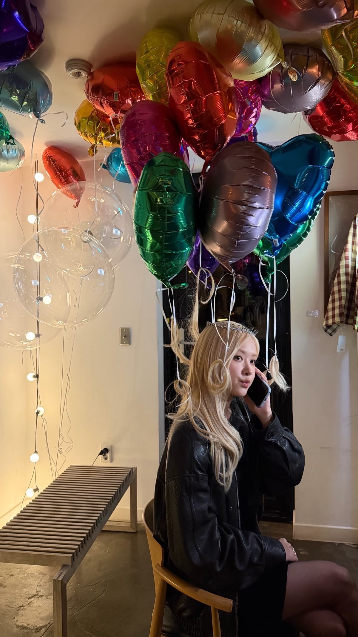 ROSÉ (BLACKPINK)的幕後花絮