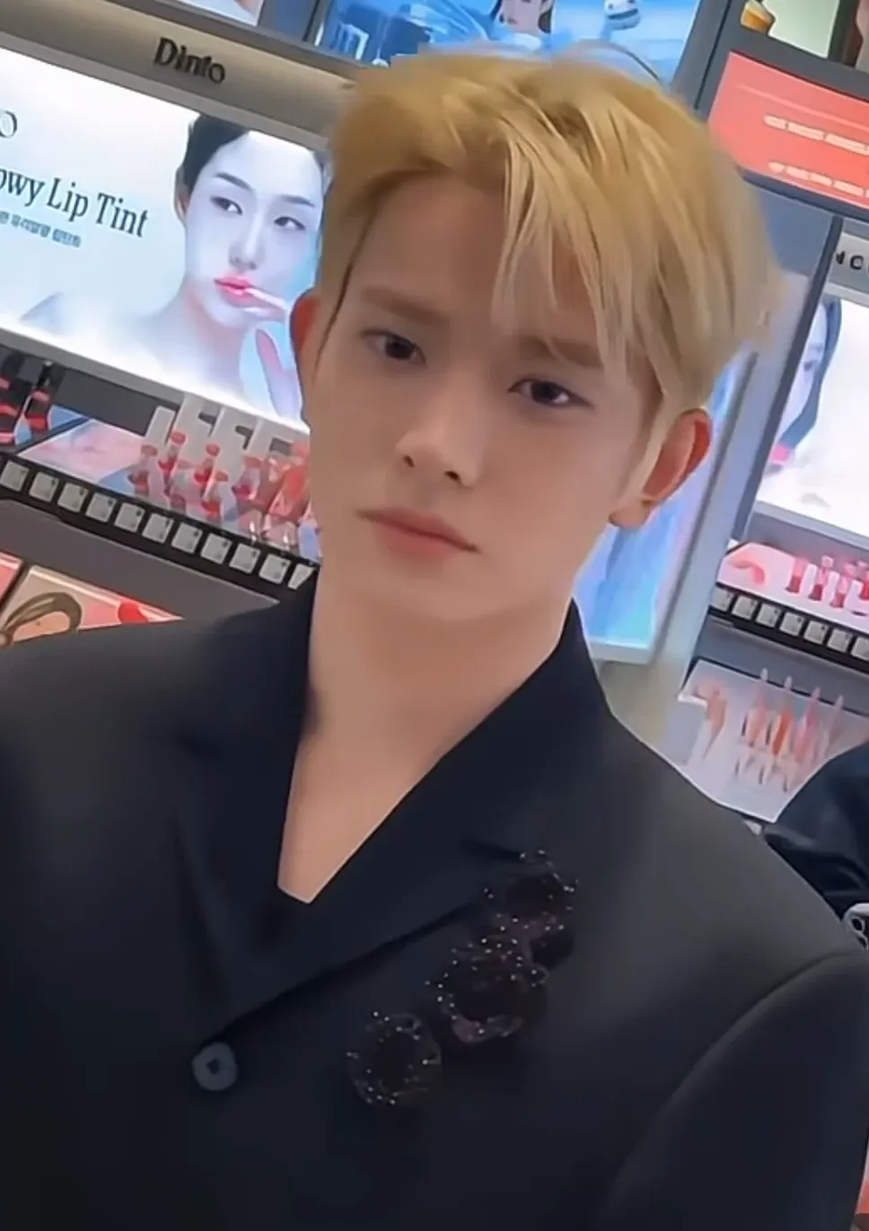 에반 최근 활동샷