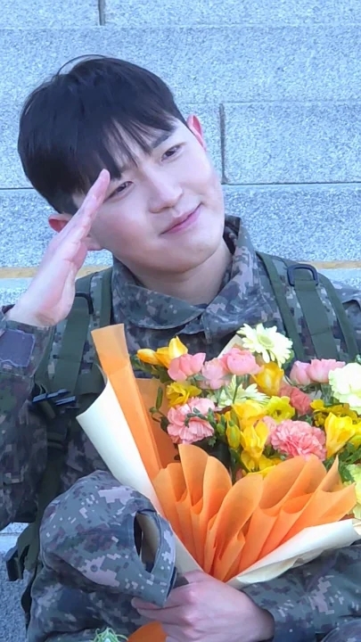 粉丝推荐的金在奂壁纸图片