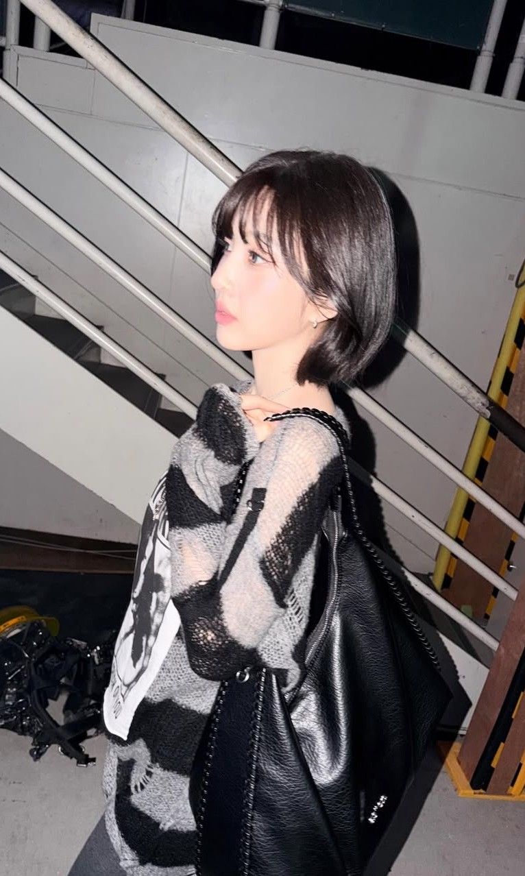 A moment captured by Joy (Red Velvet)'s fan