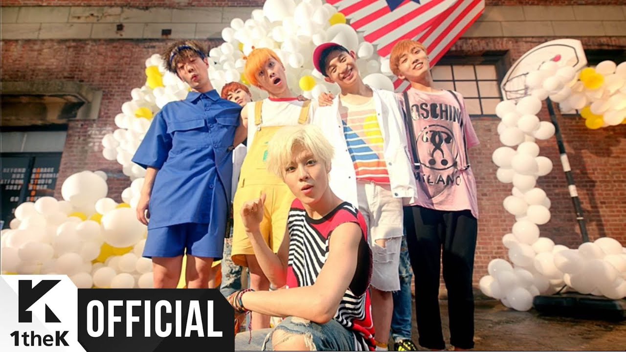 A moment captured by UP10TION's fan