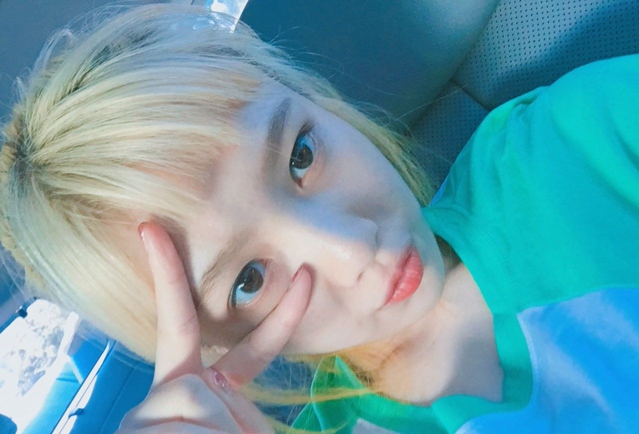 A moment captured by Joy (Red Velvet)'s fan