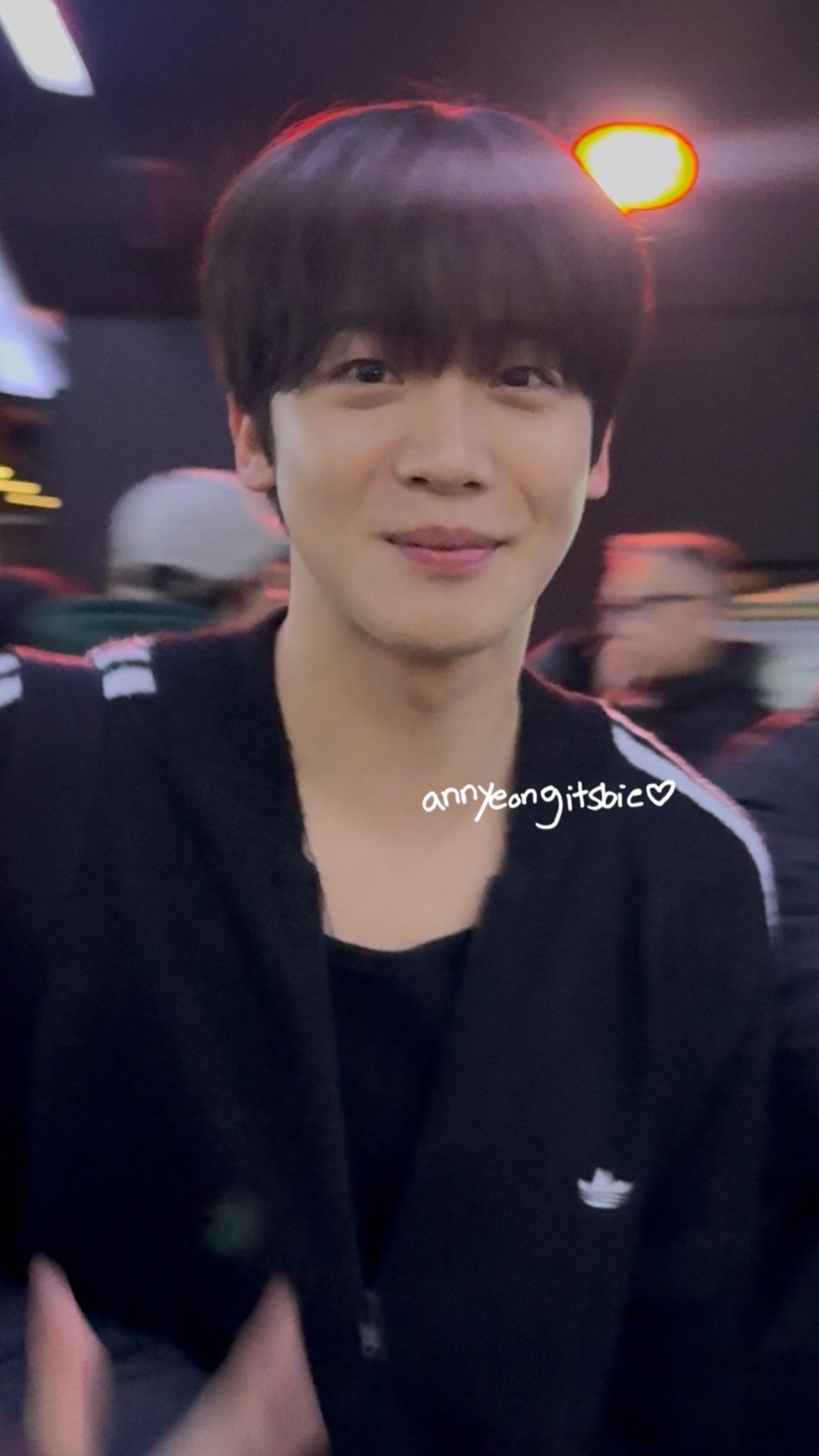 김요한 (위아이)의 팬들이 직접 만든 특별한 배경화면