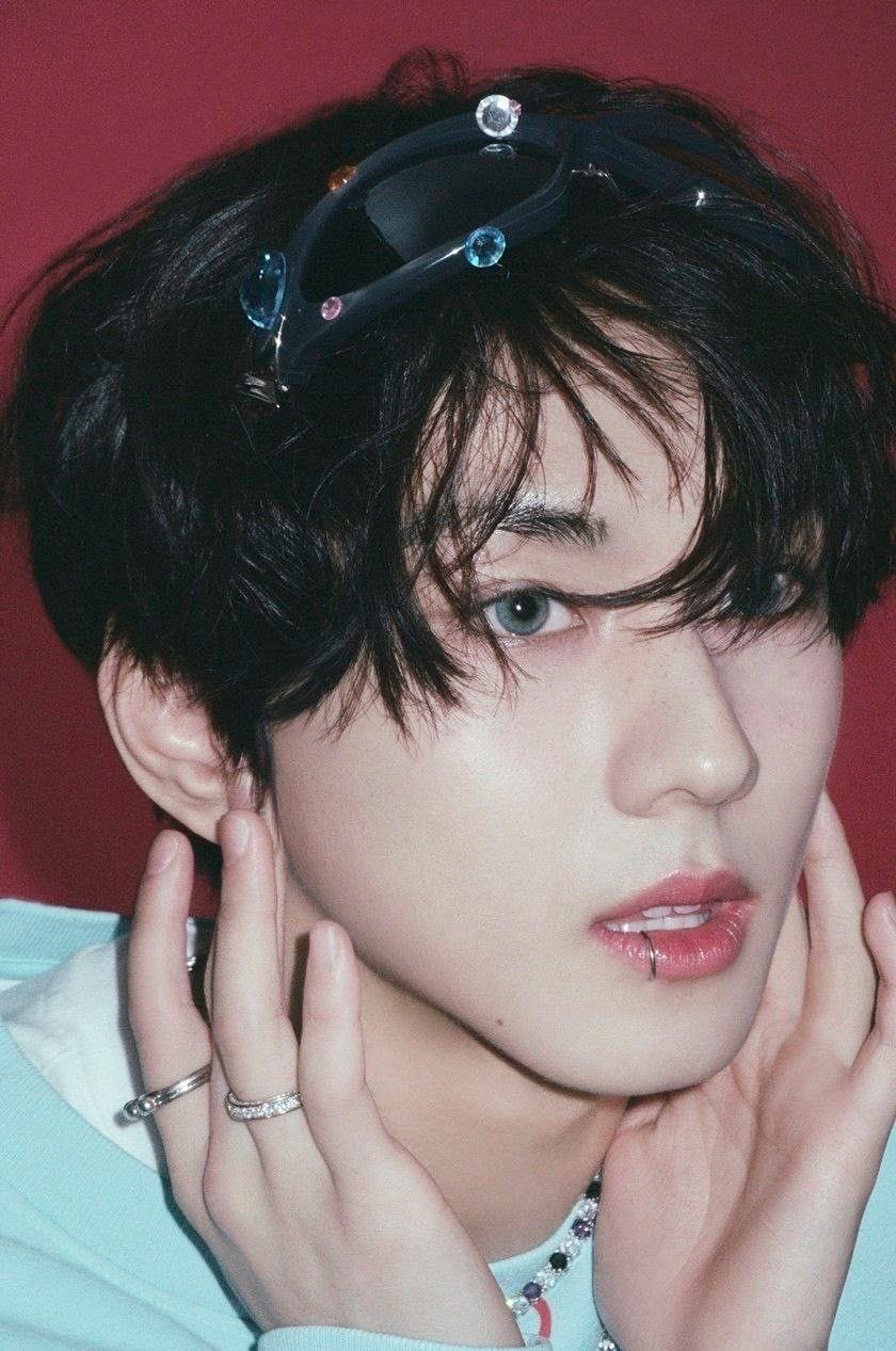 Latest photo of Jungwon (ENHYPEN)
