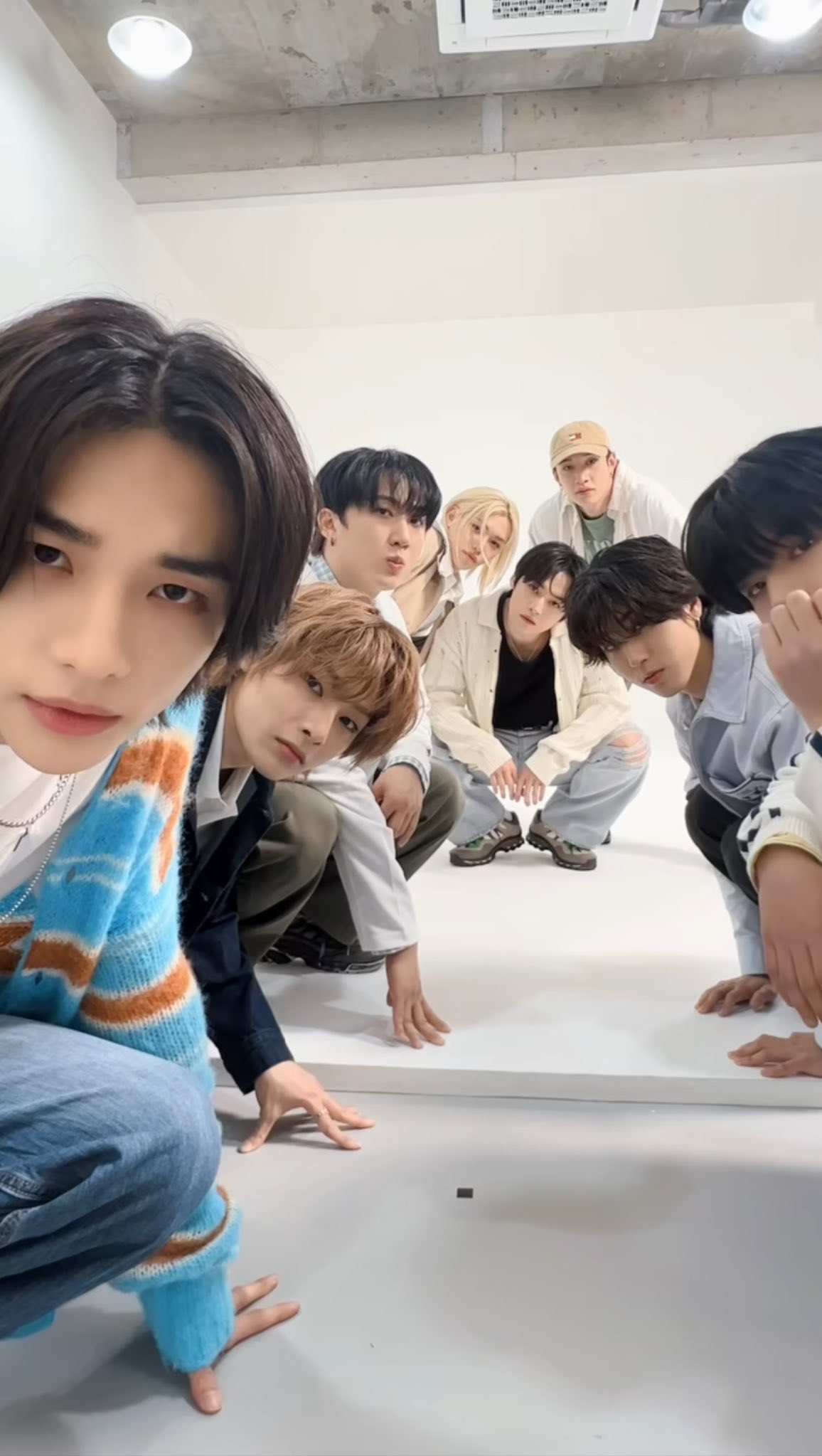 A heartfelt wallpaper shared by Stray Kids's fans