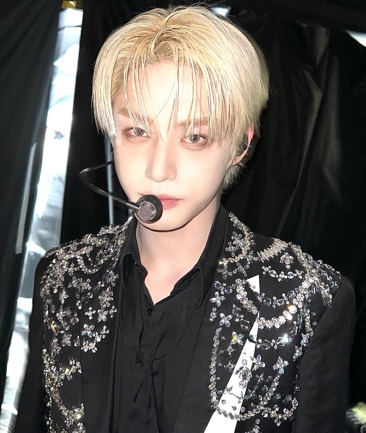 A moment captured by Kim Jiwoong (ZEROBASEONE)'s fan