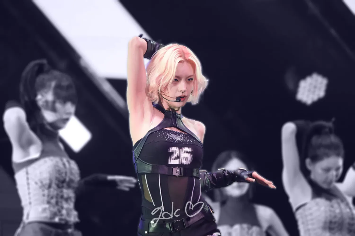 Behind-the-scenes cut of Yeji (ITZY)