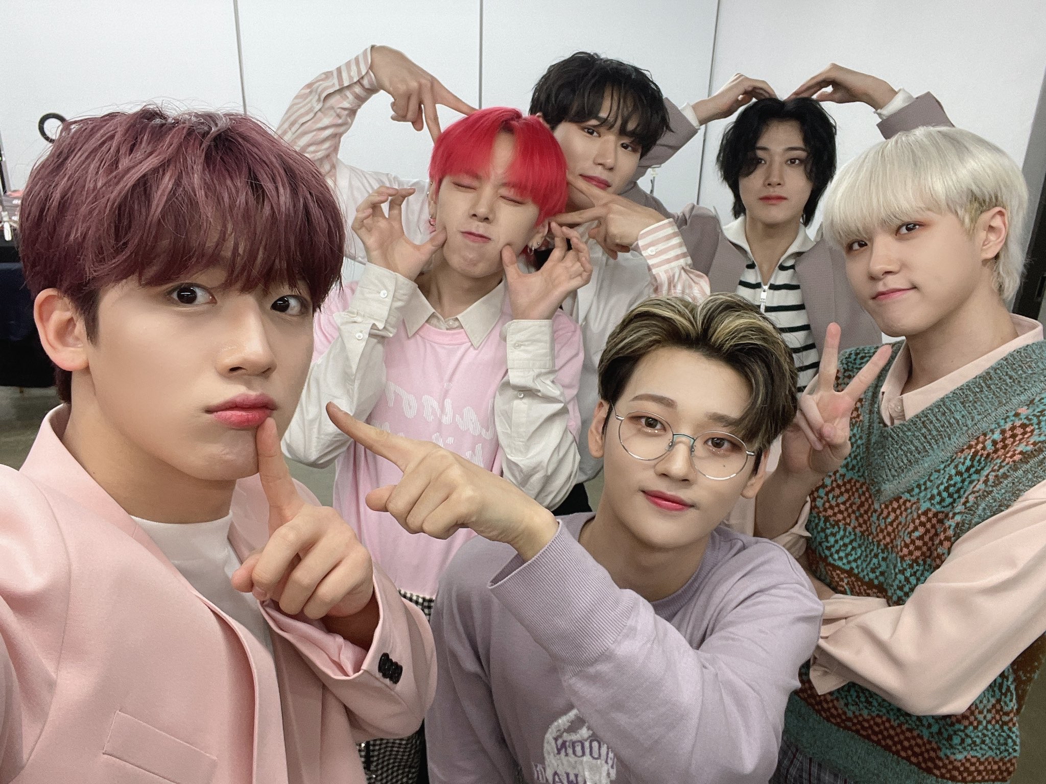 위아이 최근 활동샷