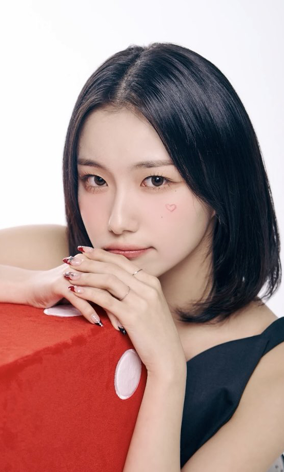 Recent activity shot of Seo Youngeun