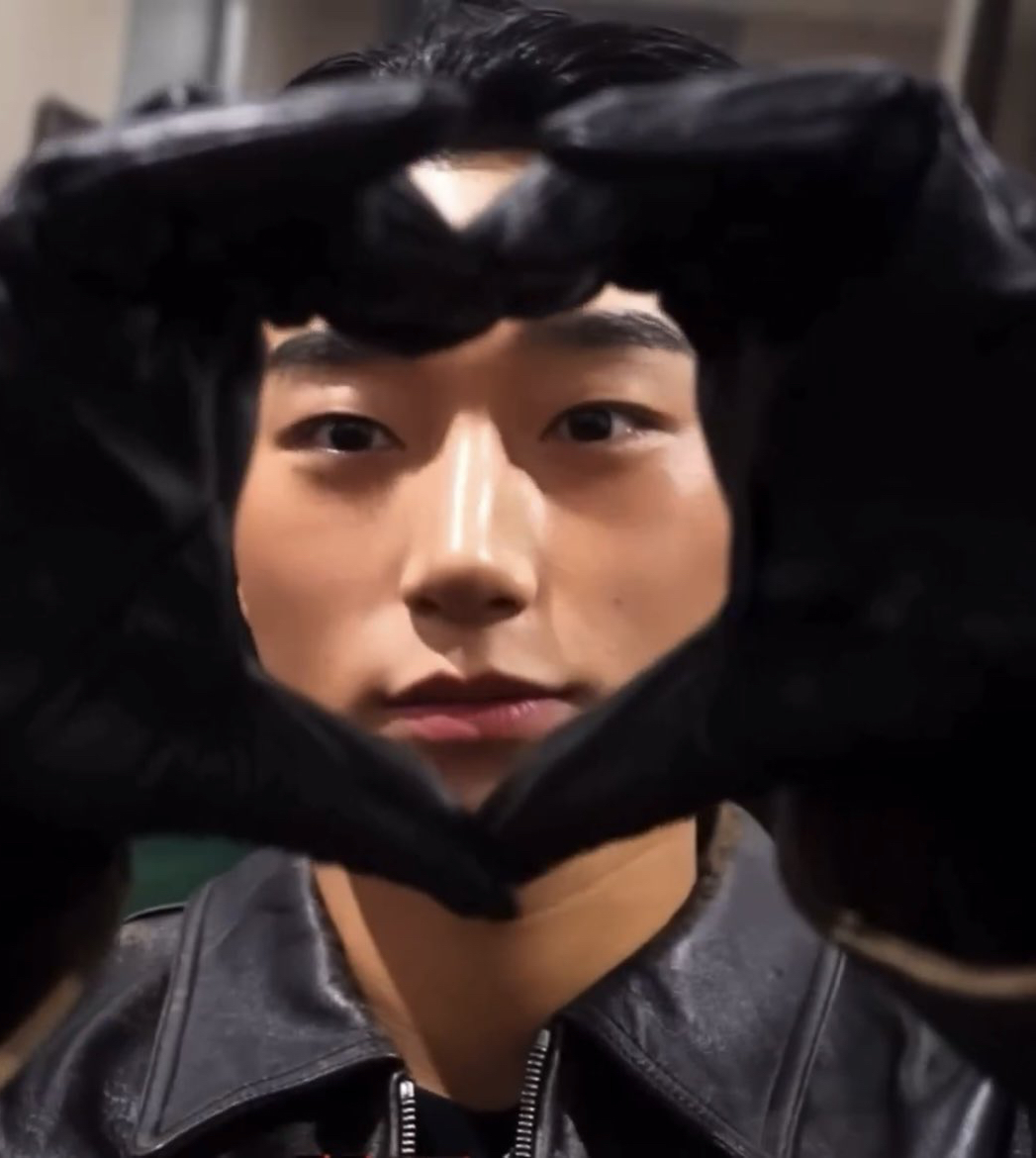 Behind-the-scenes cut of San (ATEEZ)
