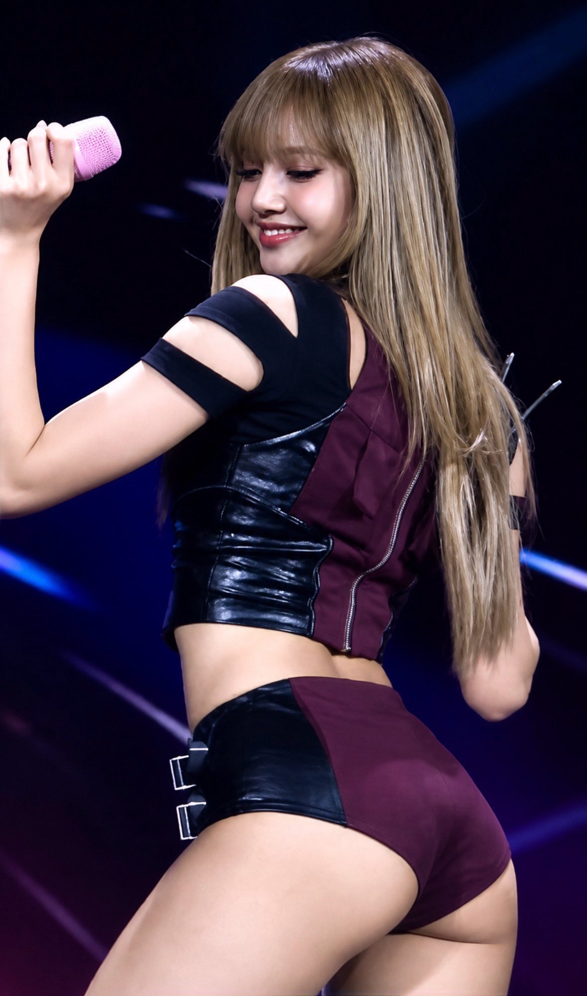 Potret di balik layar Lisa (BLACKPINK)
