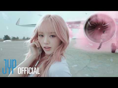 Potret di balik layar NiziU