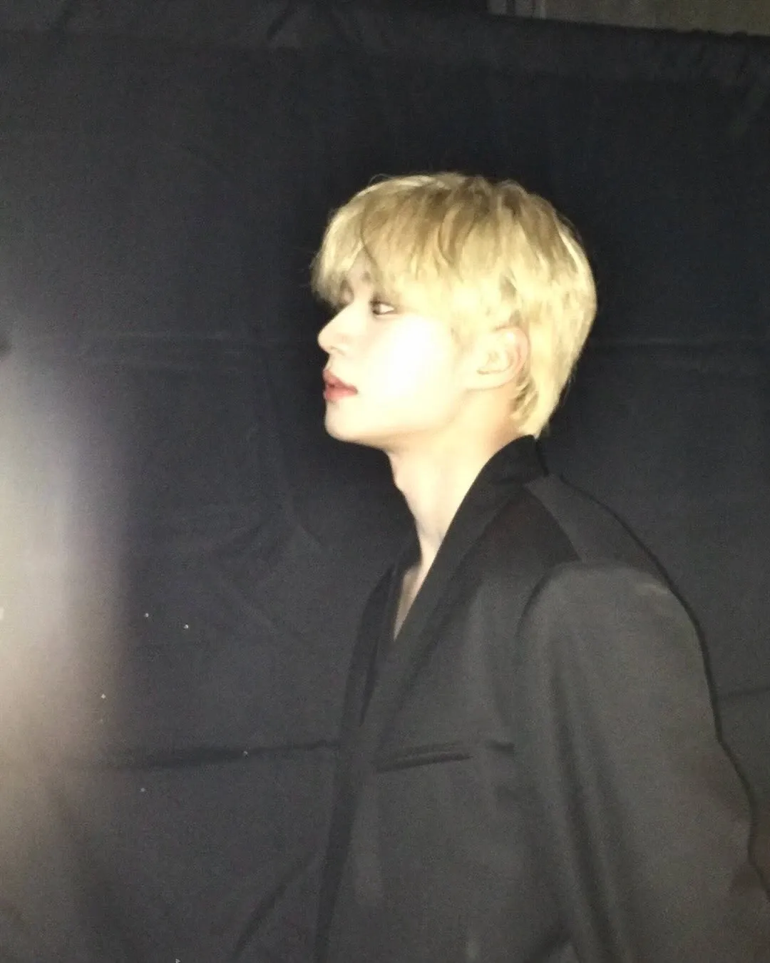 Behind-the-scenes cut of Kim Junseo (ALPHA DRIVE ONE)