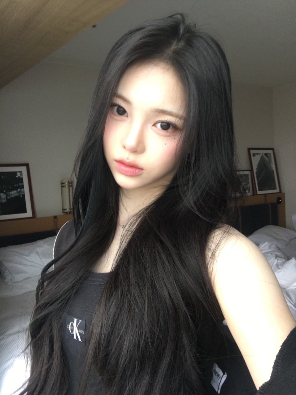 Behind-the-scenes cut of Ian (Hearts2Hearts)