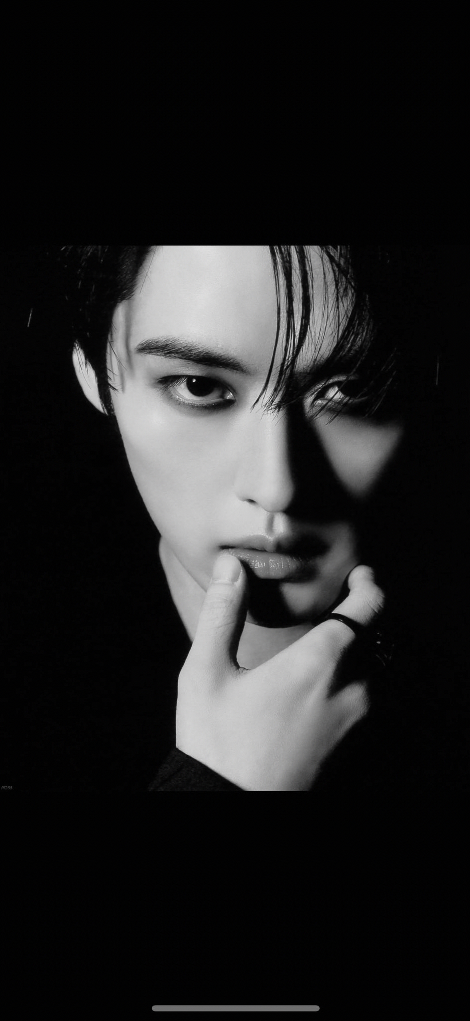 Fan-made special wallpaper for Lee Know (Stray Kids)