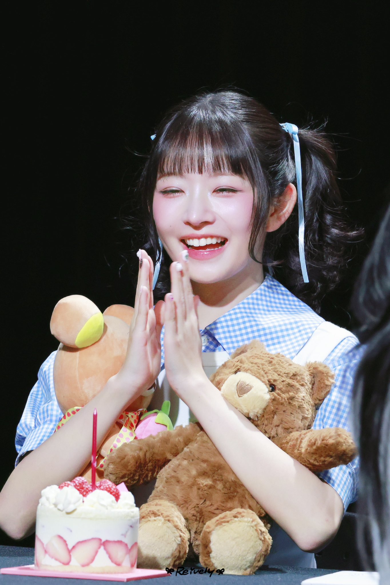 레이 (IVE)의 비하인드 컷