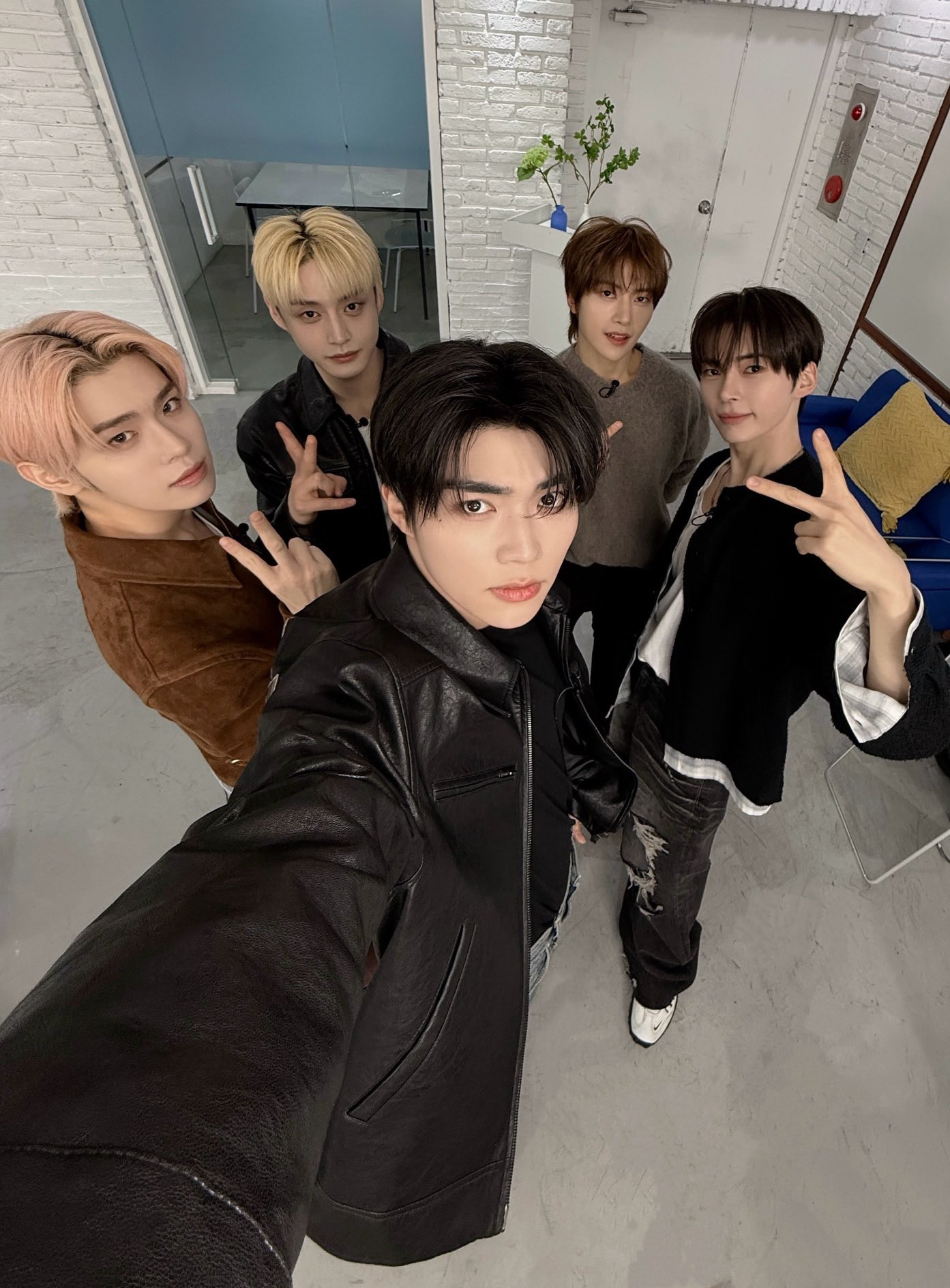 朴干旭 (ZEROBASEONE)粉丝拍下的瞬间