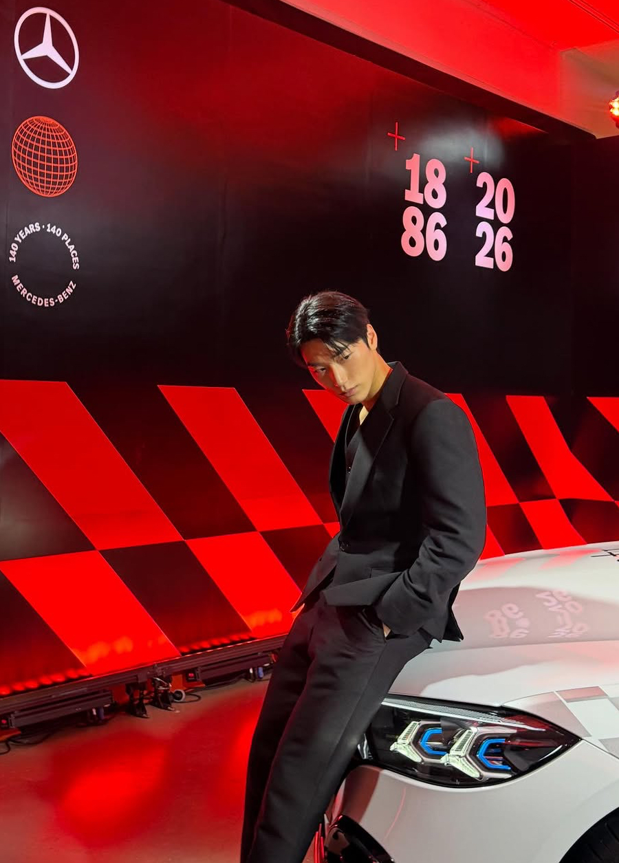 崔傘 (ATEEZ)的最新照片