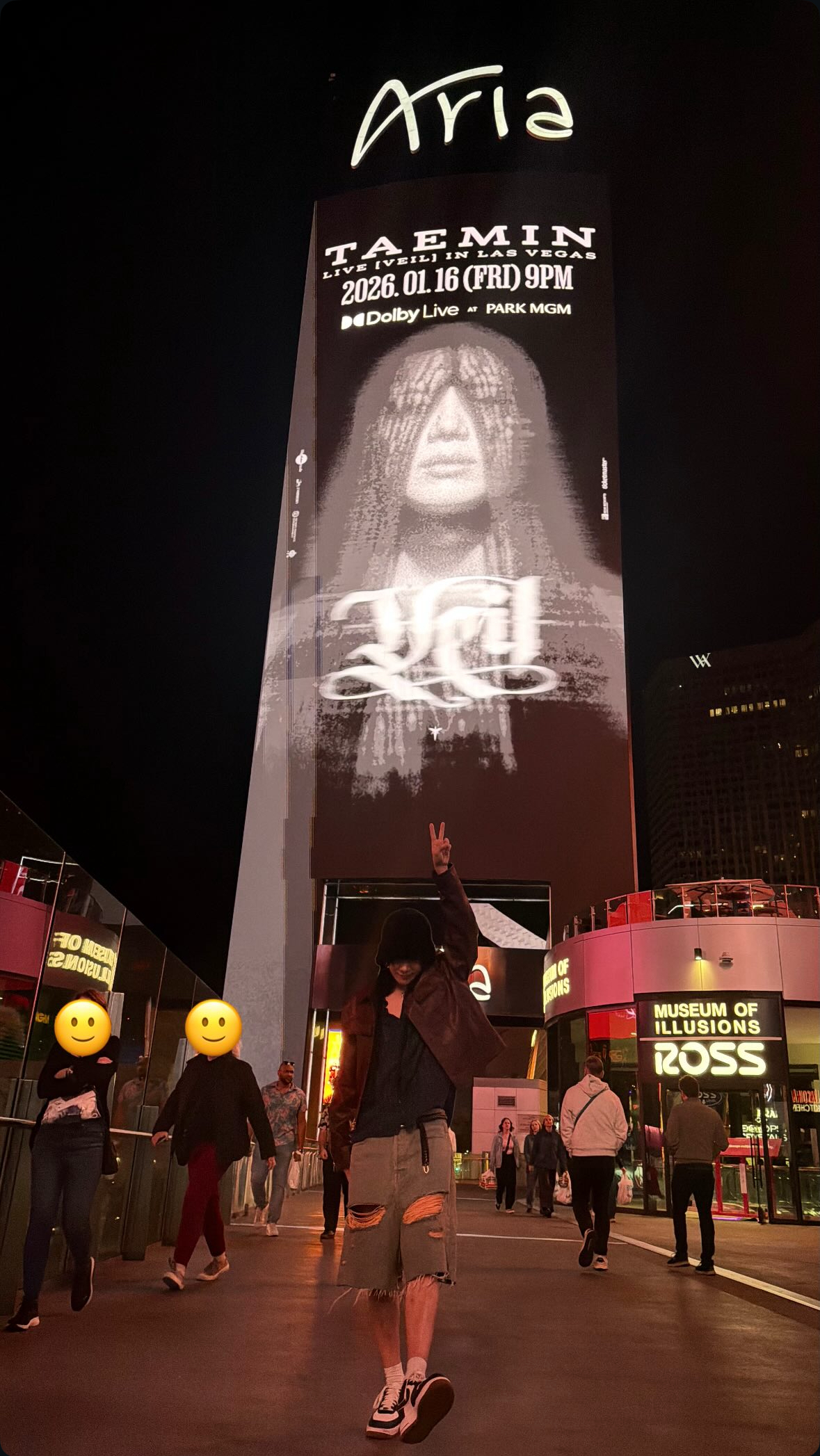 A heartfelt wallpaper shared by Taemin (SHINee)'s fans