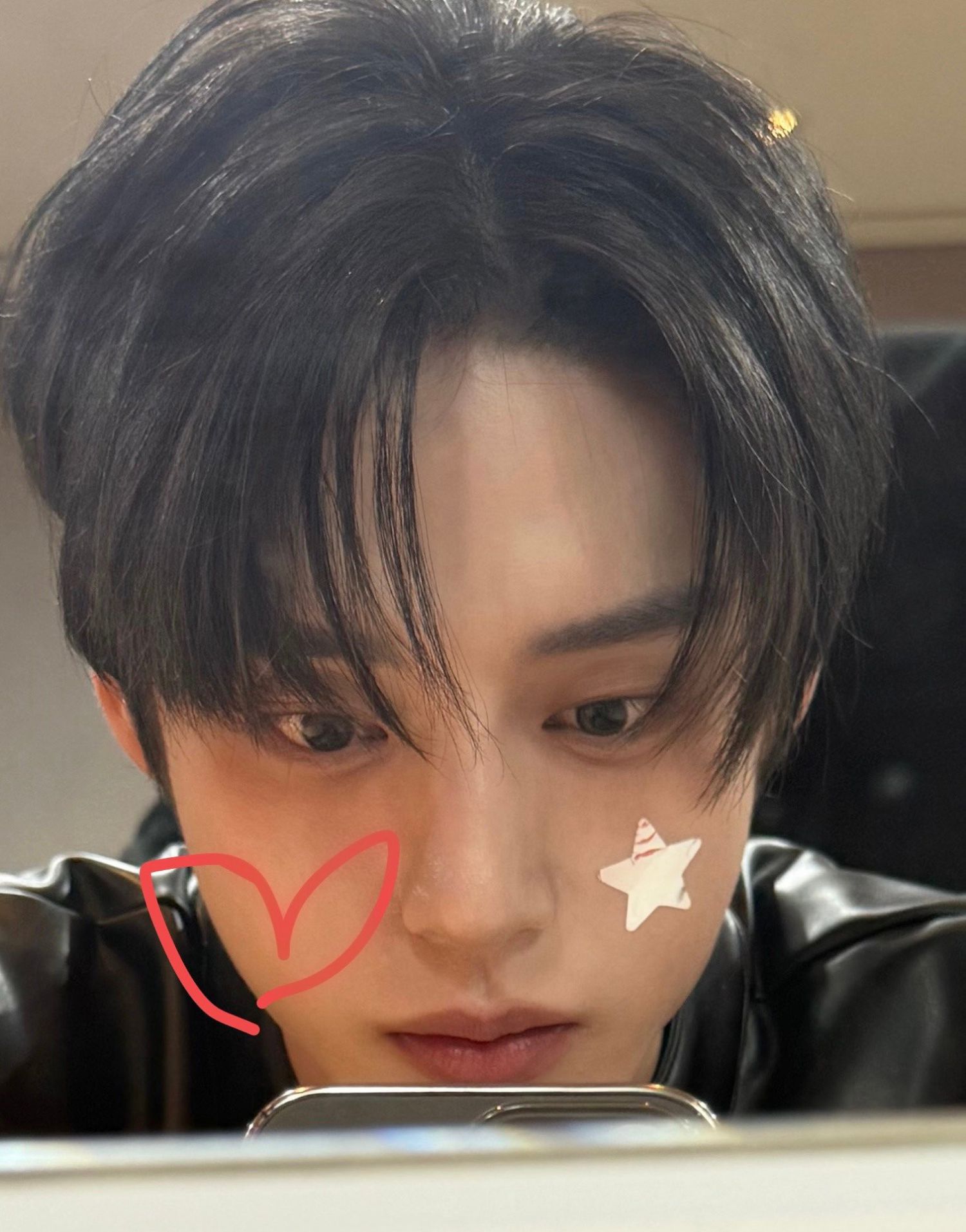 Latest photo of Kim Jiwoong (ZEROBASEONE)