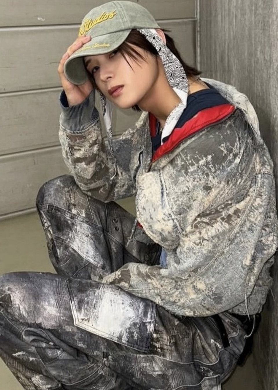 Behind-the-scenes cut of K (&TEAM)