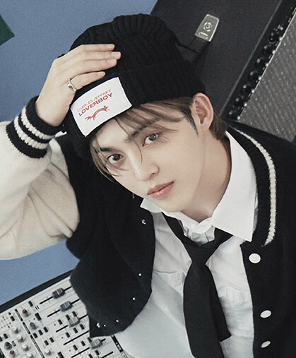 Recent activity shot of S.Coups (SEVENTEEN)