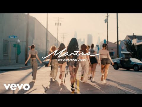 Behind-the-scenes cut of Jennie (BLACKPINK)