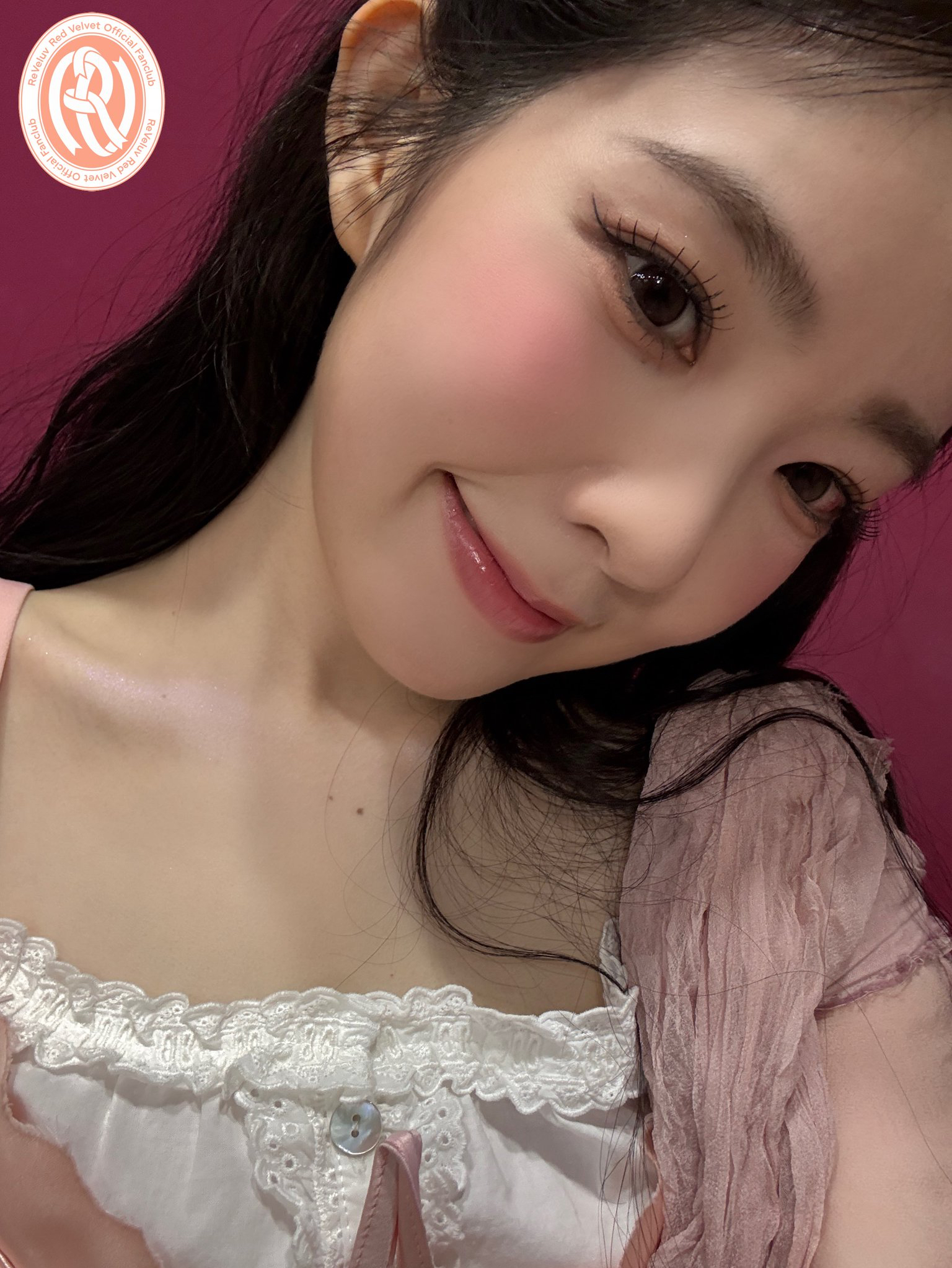 Behind-the-scenes cut of Red Velvet