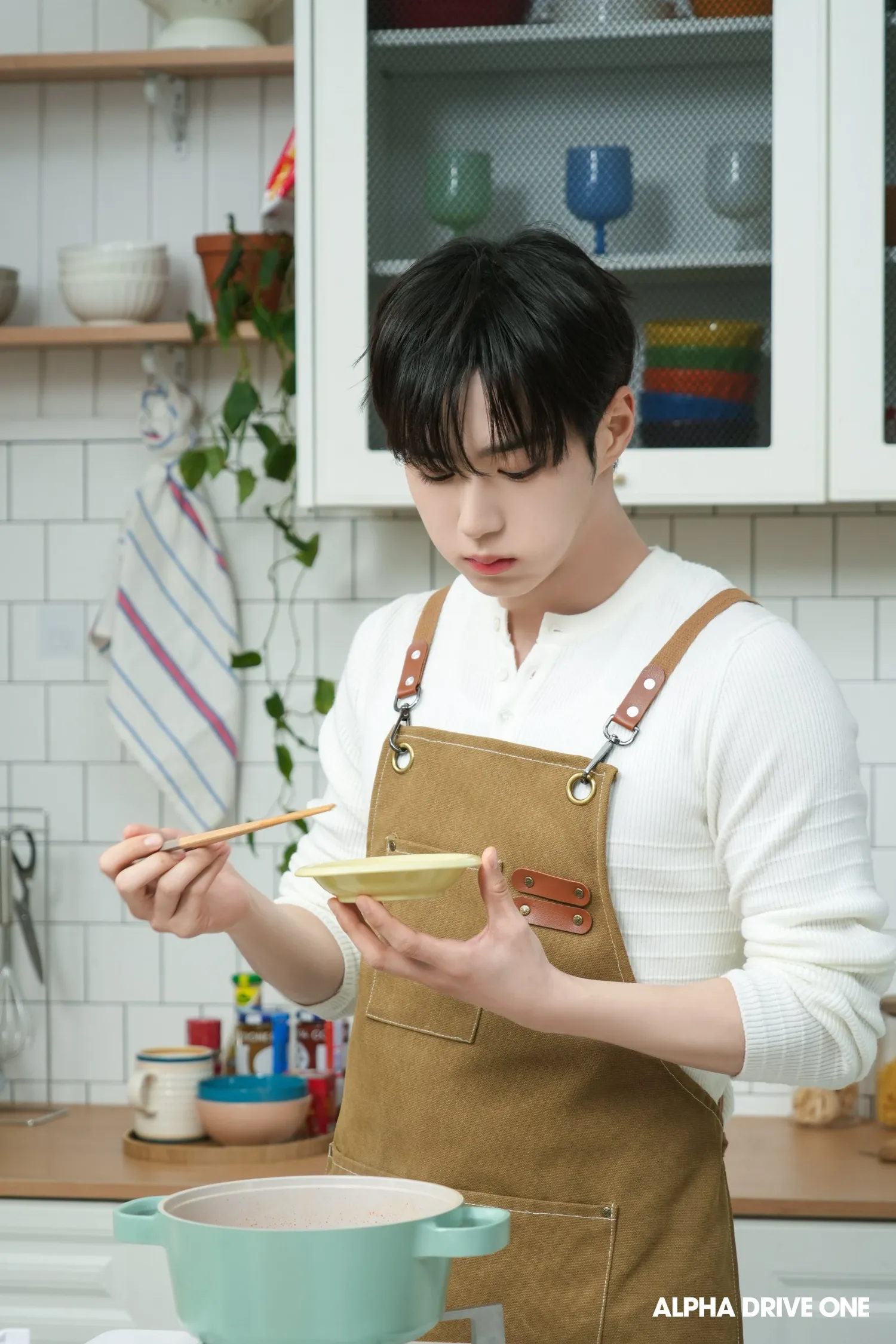 Potret di balik layar Kim Junseo (ALPHA DRIVE ONE)