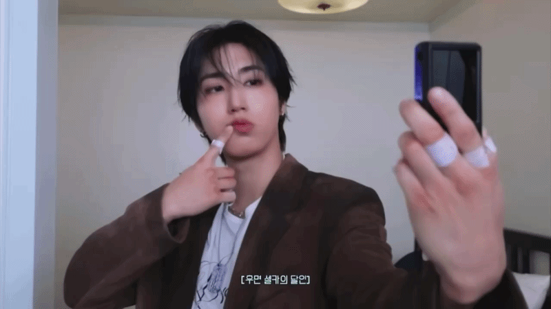 Behind-the-scenes cut of HAN (Stray Kids)