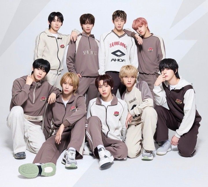 A moment captured by AHOF's fan