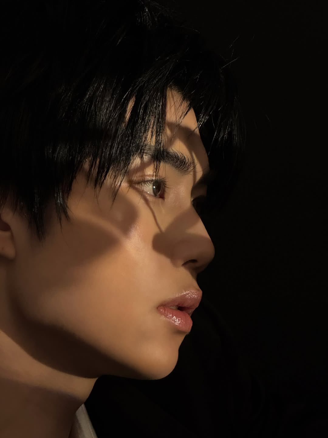 Behind-the-scenes cut of Park Gunwook (ZEROBASEONE)