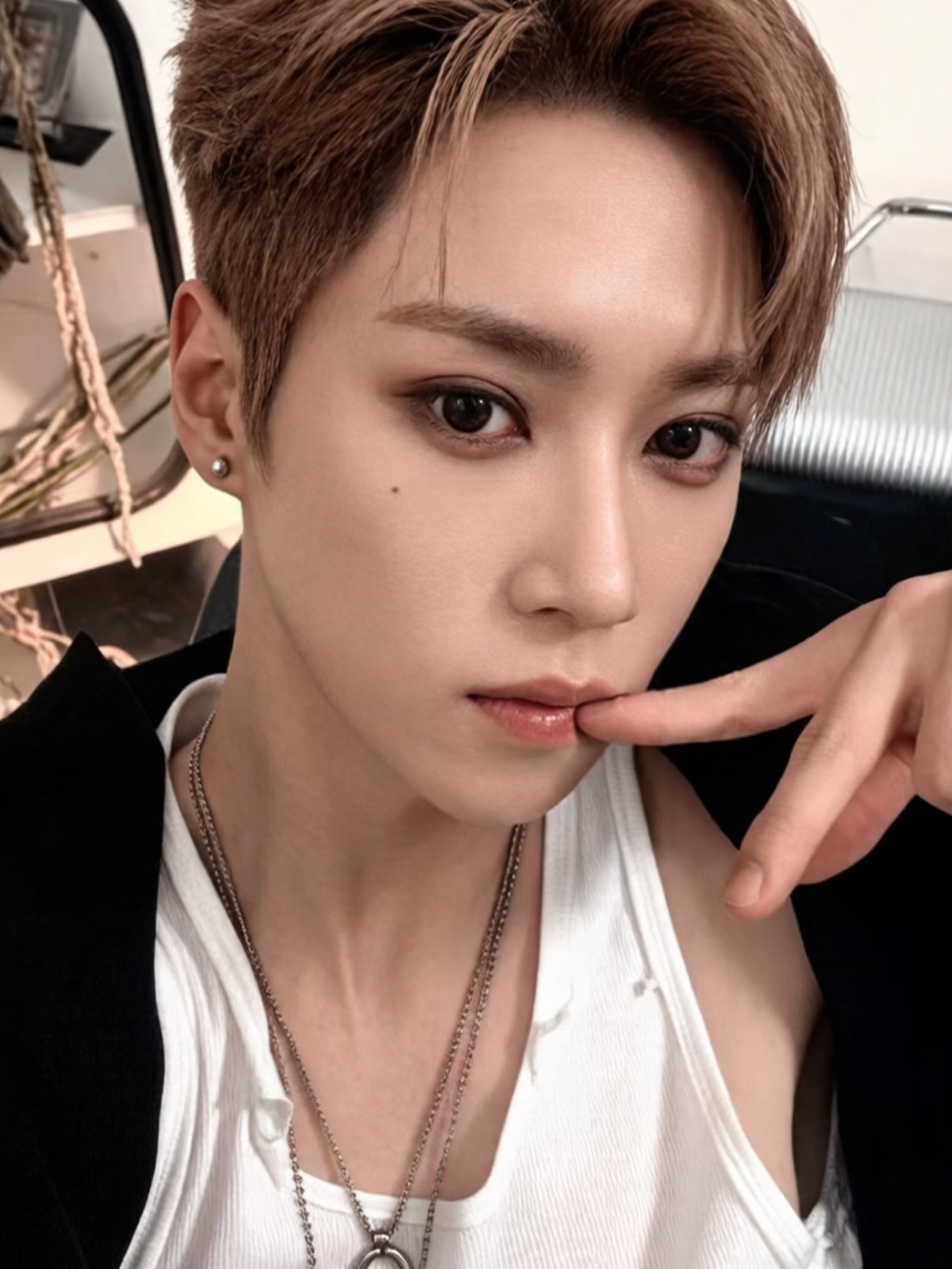 Behind-the-scenes cut of Arno (ALPHA DRIVE ONE)