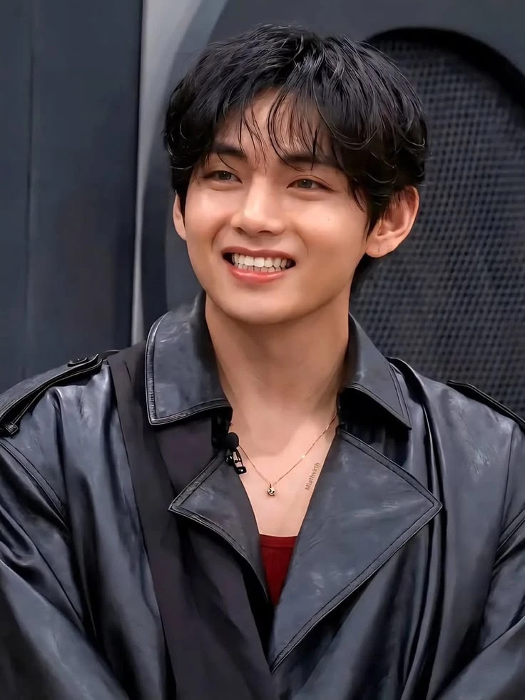 V (防彈少年團)粉絲拍下的瞬間