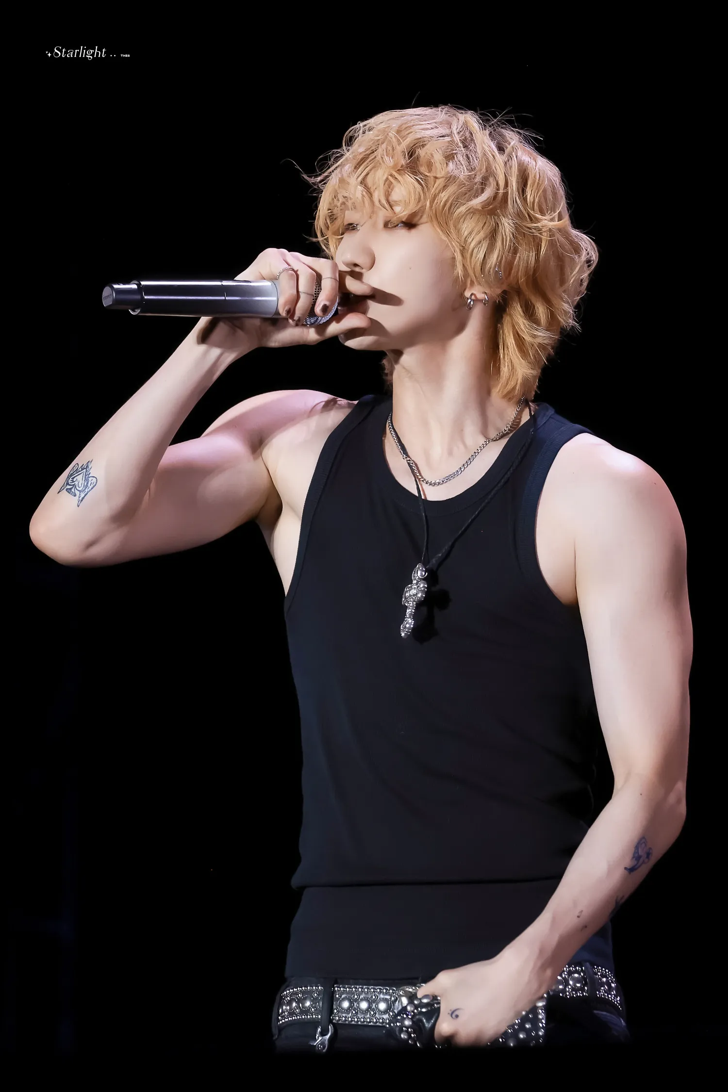 Behind-the-scenes cut of The 8 (SEVENTEEN)