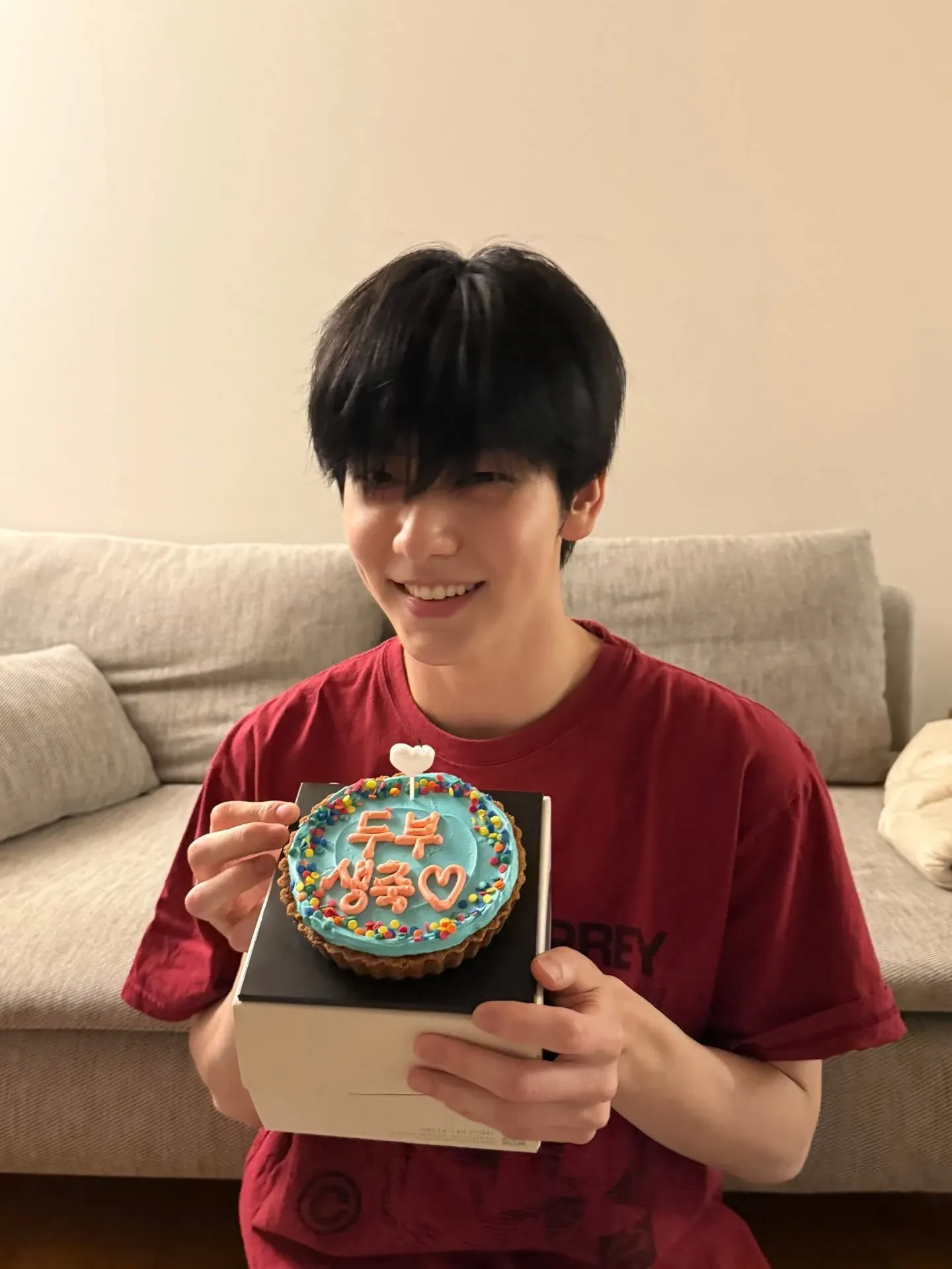 투모로우바이투게더의 비하인드 컷