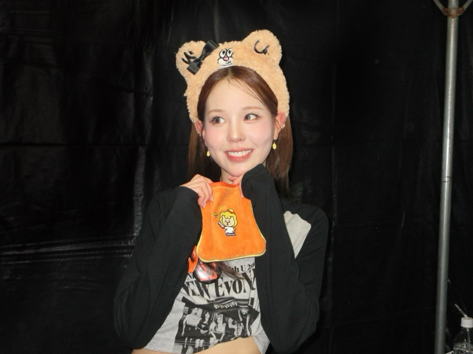 Latest photo of Mako (NiziU)