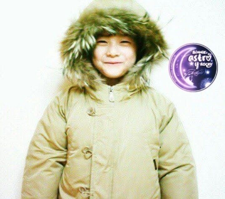 Latest photo of Moonbin (ASTRO)