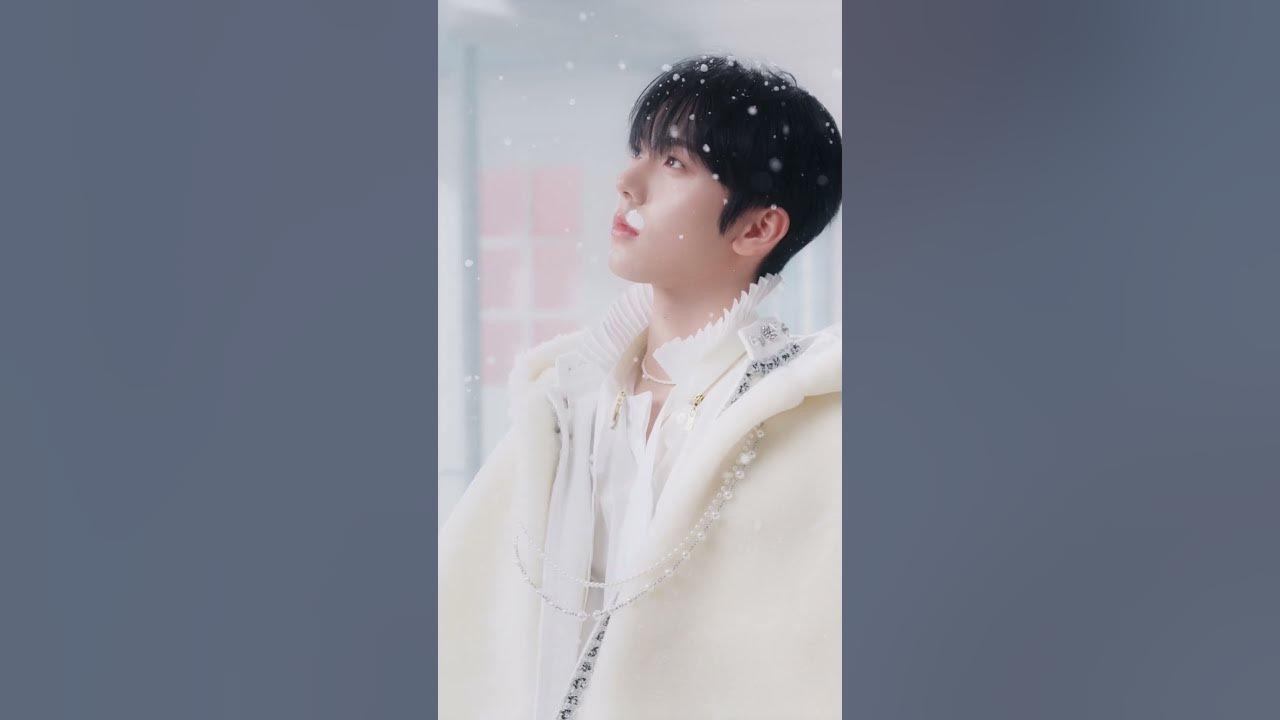 A moment captured by Han Yujin (ZEROBASEONE)'s fan