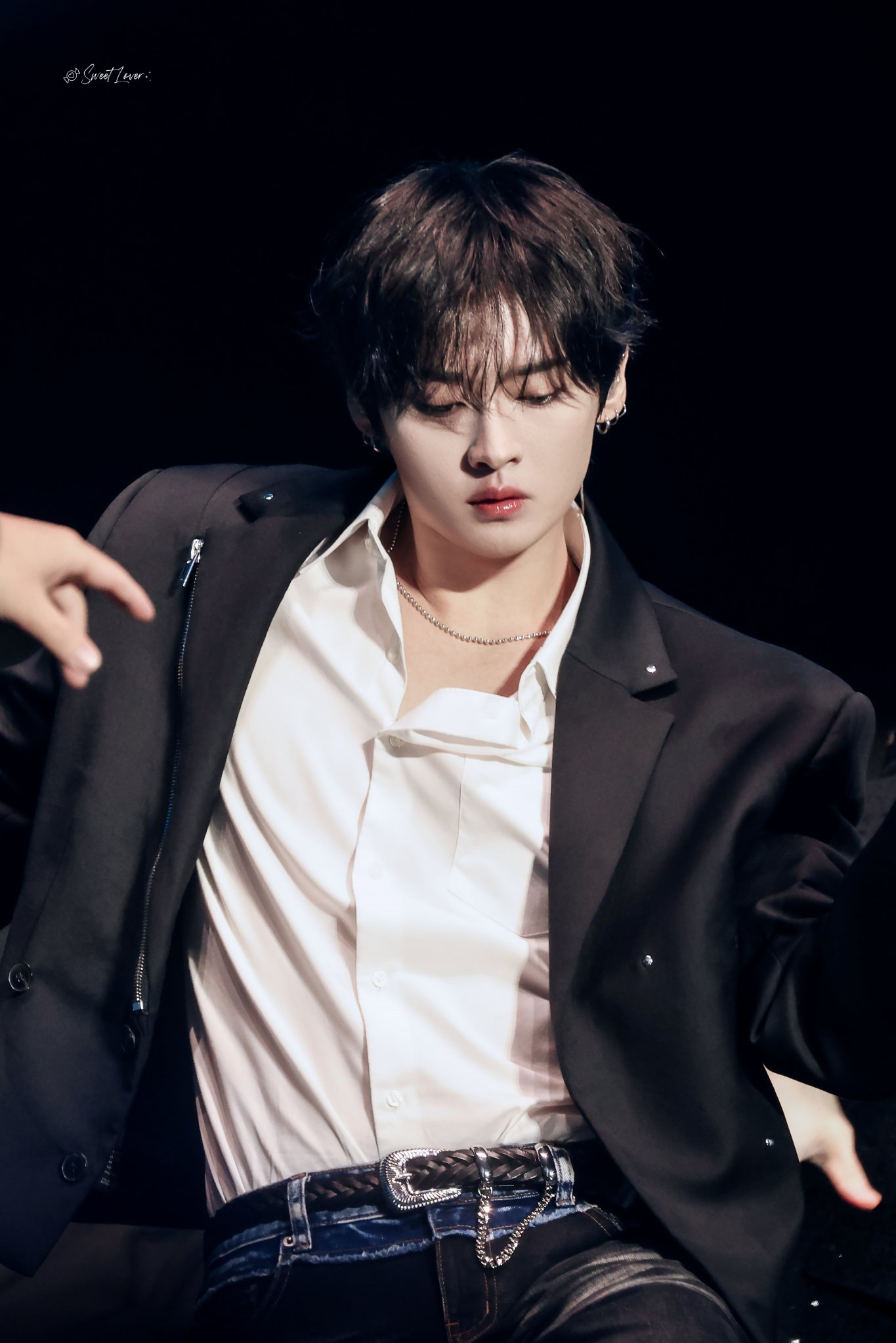 Lee Know (Stray Kids)的最新活动照片